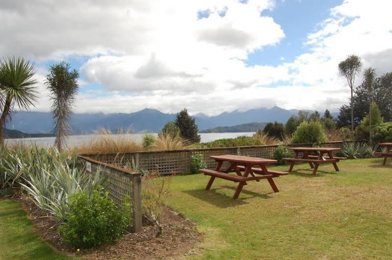 Te Anau Manapouri Lake Hotel Екстер'єр фото